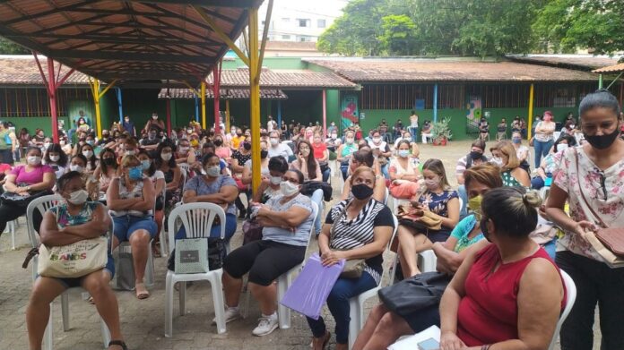 não podemos deixar que apadrinhados ocupem o lugar de concursados diz sandra perpétuo