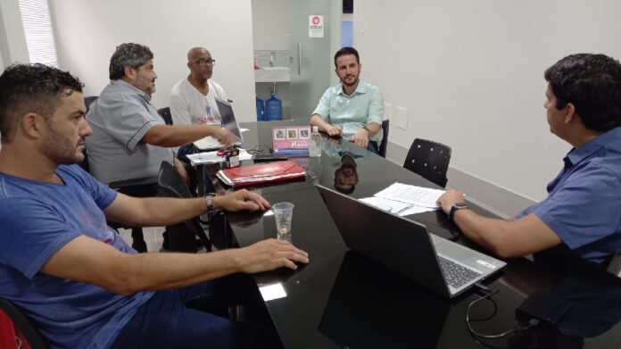 Sindicato inicia conversa com vereadores sobre mudança no plano de cargos