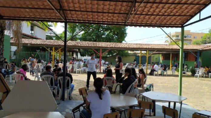 prefeito anuncia que pagará férias remuneradas para designados da educação