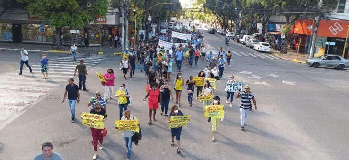 Justiça considera legal greve dos servidores e determina a devolução do dia cortado