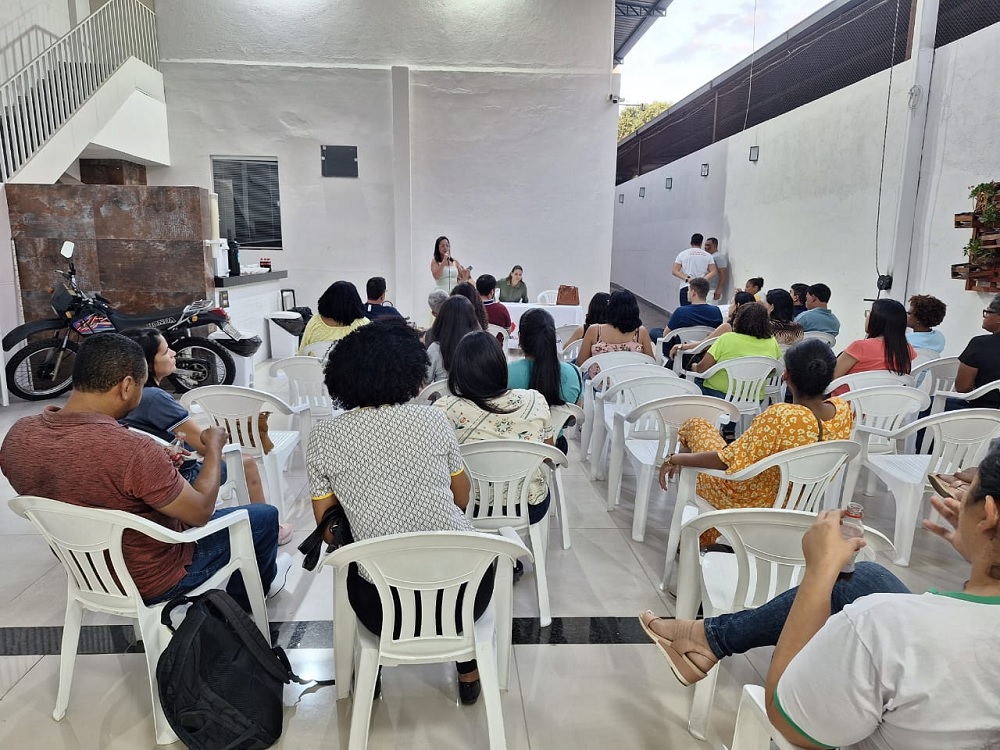 Assembleia da Educação debate demandas, esclarece dúvidas e informa ações do Sinsem