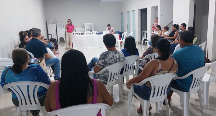 Servidores da saúde esclarecem dúvidas em reunião com o jurídico