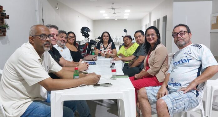 Nova gestão no Sinsem-GV: Neliton Gomes assume presidência