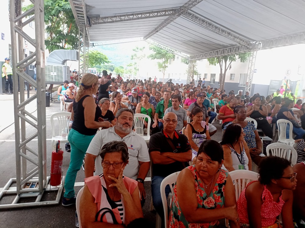 Sinsem celebra conquista de 240 famílias no Residencial Dom Manoel