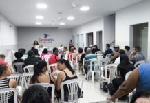 Assembleia aprova ato público no dia 5 e cobra abertura de negociação com a Prefeitura Assembleia aprova ato público no dia 5 e cobra abertura de negociação com a Prefeitura