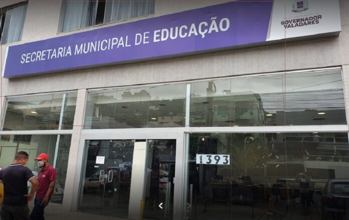 Smed prevê salário só em março e sindicato cobra pagamento no mês trabalhado