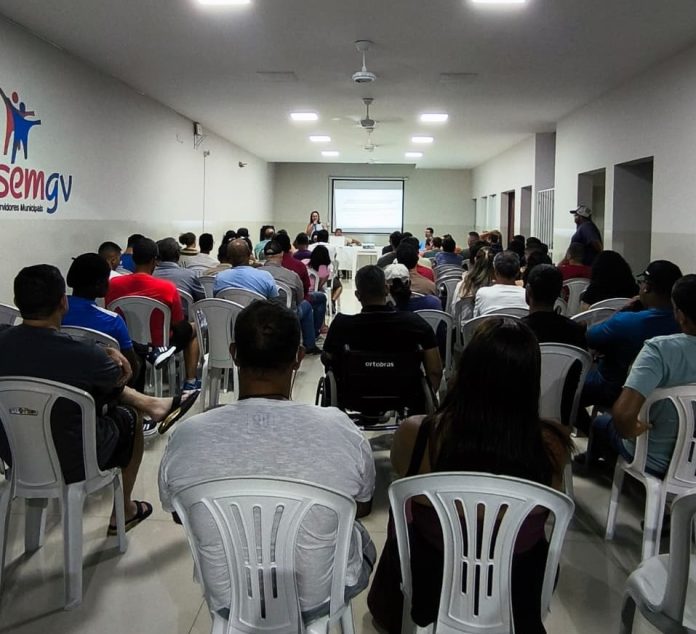 reunião transpostos do saae 30 de abril Após mais de dois anos de luta, projeto dos servidores transpostos do SAAE será votado na Câmara