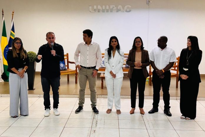 sandra cme Sinsem participa de circuito educacional promovido pelo CME em Valadares