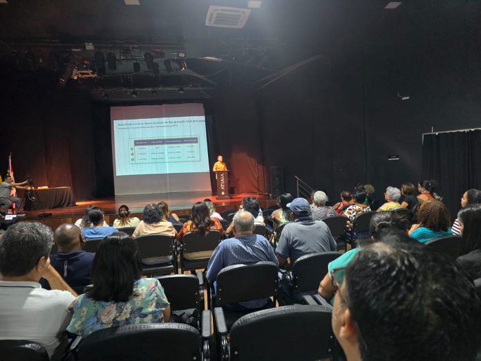 Servidores relatam dificuldades de atendimento durante audiência sobre situação financeira do PAM