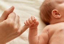 Vitória do Sinsem: Justiça garante licença maternidade de 6 meses para servidora que adotou bebê em Valadares Vitória do Sinsem: Justiça garante licença maternidade de 6 meses para servidora que adotou bebê em Valadares