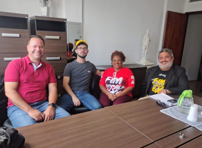 Diretores do Sinsem participam de reuniões sindicais e apoiam mobilização de servidores em MG
