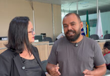 Sinsem-GV desmistifica a terceirização na Educação em visita a Igarapé: “É precarização e não inovação” Sinsem-GV desmistifica a terceirização na Educação em visita a Igarapé: “É precarização e não inovação”