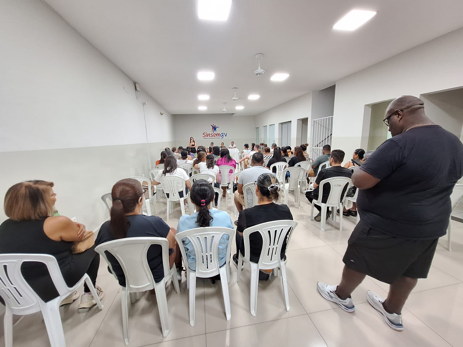 Assembleia aprova "Jornada de Luta e Luto"; 1º ato será em frente ao HM